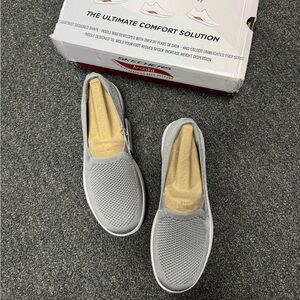 Skechers Relaxed Fit: Arch Fit Laguna - Adore Her Size 7